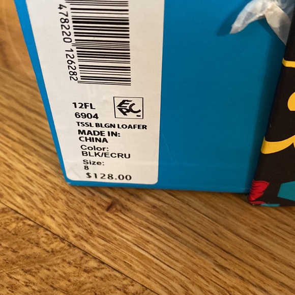 Black with white trim vintage C Wonder ballet flats , never worn - Picture 2 of 4